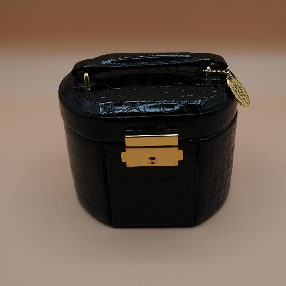 Wolf Designs Croc Embossed Lockable Jewelry Case Box, Black